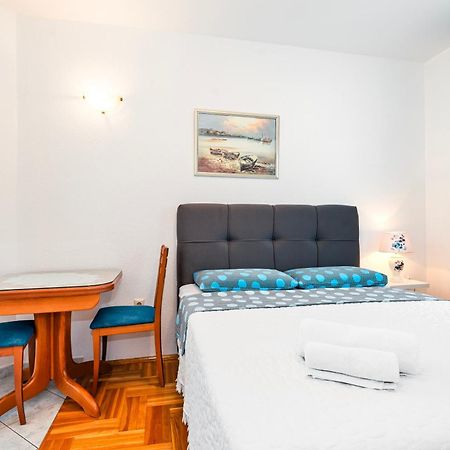 שיבניק Apartments Plavi Biser חדר תמונה