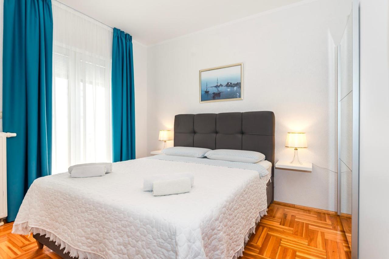 שיבניק Apartments Plavi Biser מראה חיצוני תמונה