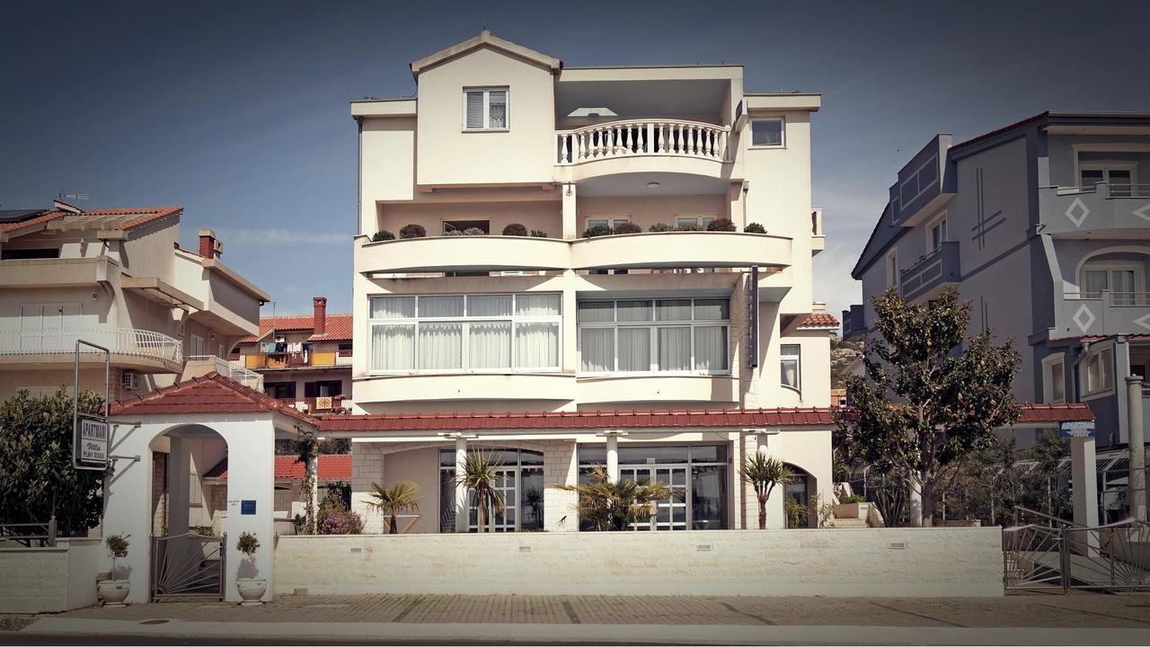 שיבניק Apartments Plavi Biser מראה חיצוני תמונה