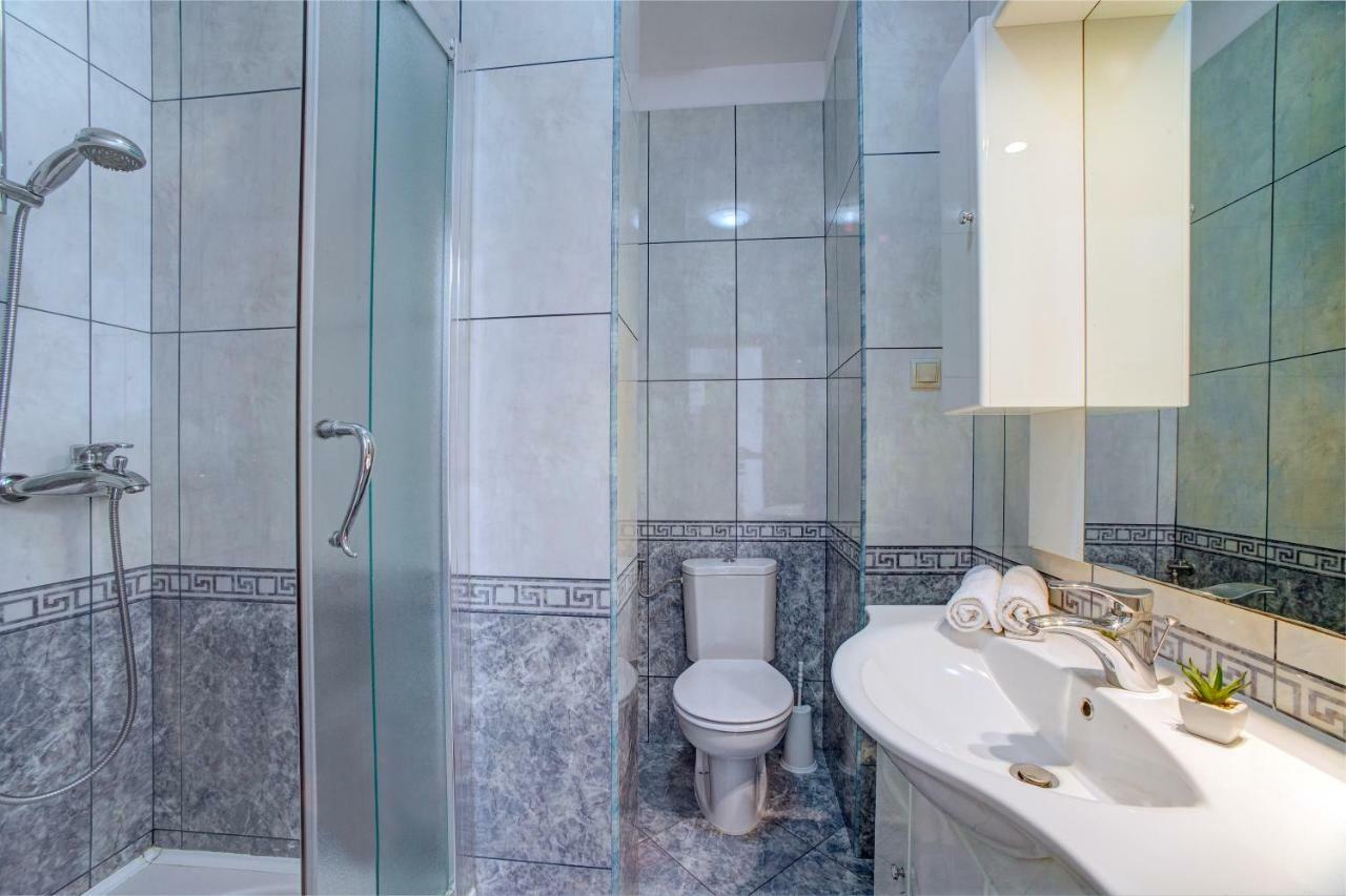 שיבניק Apartments Plavi Biser מראה חיצוני תמונה